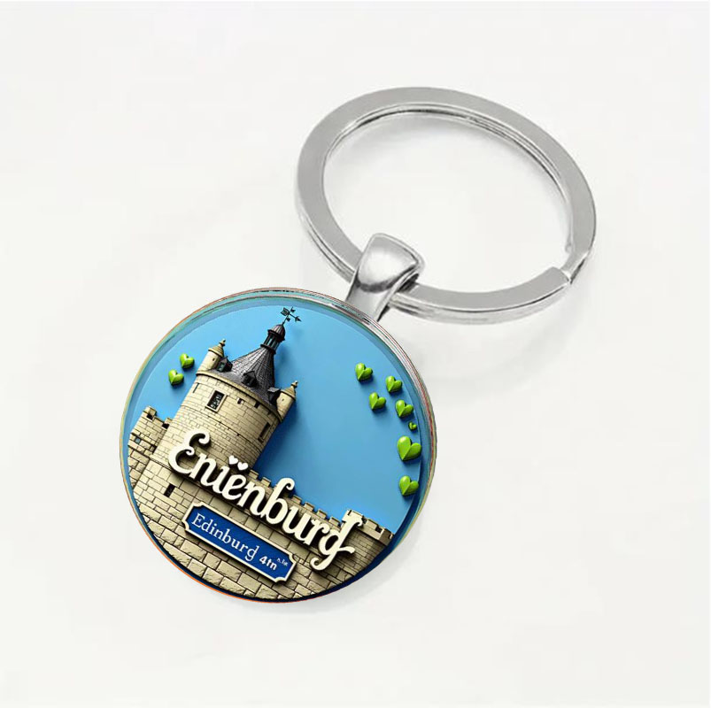 Round keychain, medieval style - Car Accessories Edinburgh recension och pris